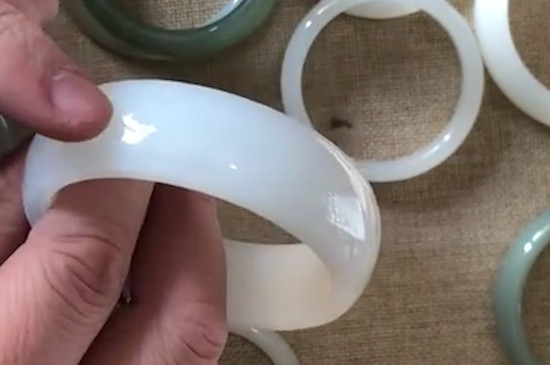 戴玉的好处和禁忌