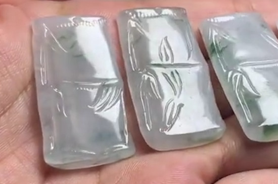 翡翠种水是怎么形成的