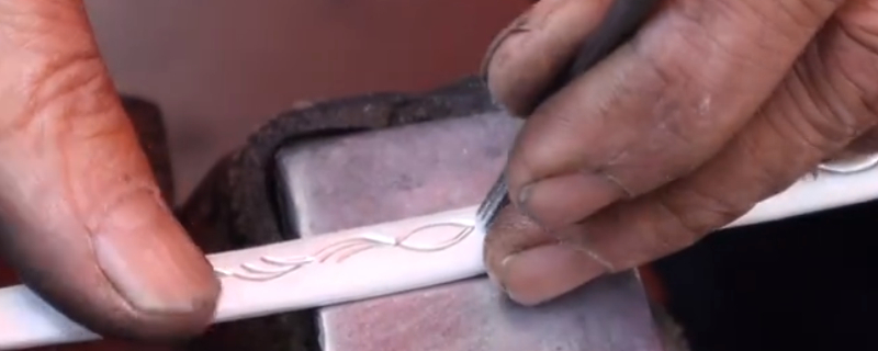 银筷子变红铜色了是怎么了