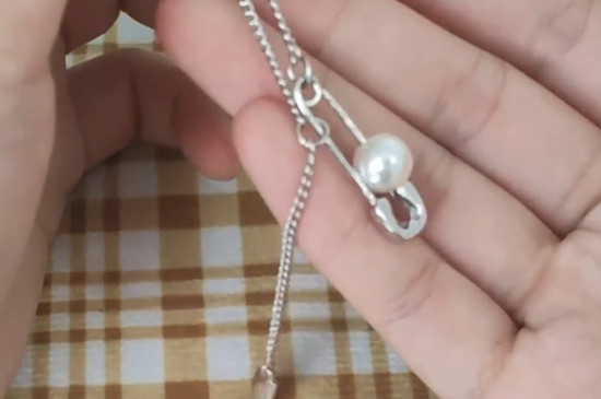 为什么银子越戴越黑