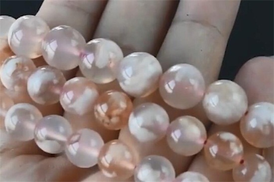 樱花玛瑙是人造的吗