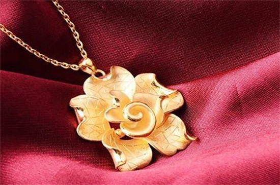 黄金首饰的美好寓意