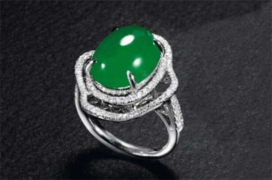 翡翠和水晶的区别