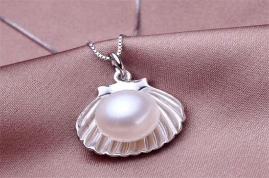 珍珠能洗澡的时候佩戴嘛