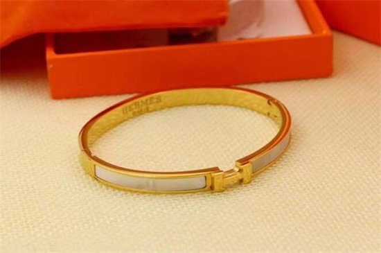 爱马仕手镯内有cp是什么意思