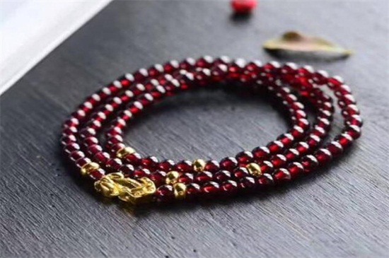 石榴石对女人的好处