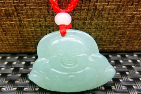 翡翠是玉吗?翡翠和玉的区别是什么