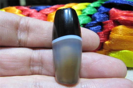 缠丝玛瑙的产地在哪里