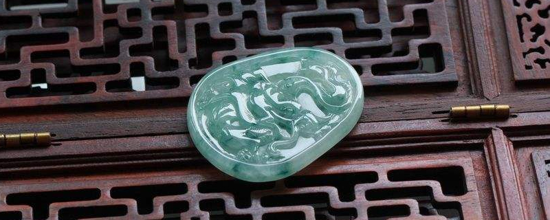 龙牌翡翠适合哪些人戴
