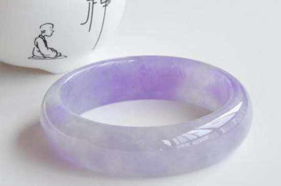 紫色翡翠玉镯怎么鉴别真假