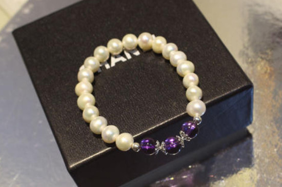 珍珠手链怎么串