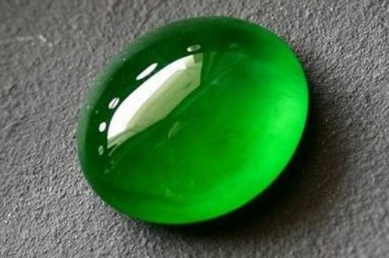 翡翠不适合什么人戴