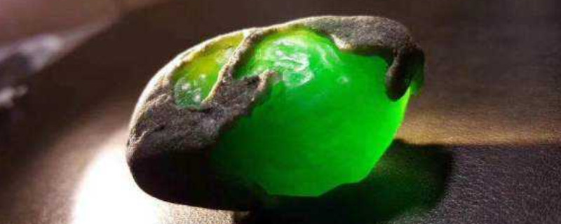 天然翡翠的密度是多少