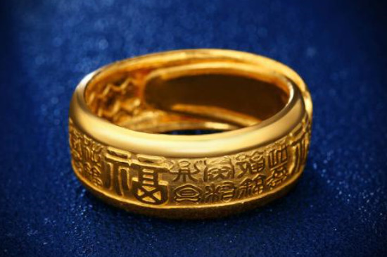 男士金戒指戴哪个手指