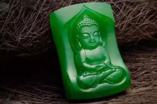 玉髓和翡翠哪个好