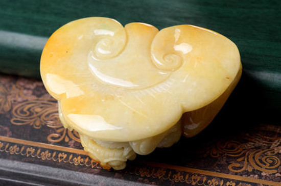 蟾蜍玉坠有什么寓意