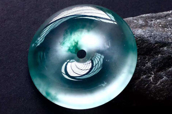 飘花翡翠怎样看真假