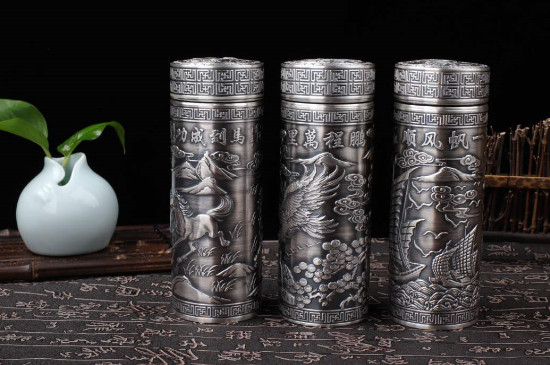 在家怎么验纯银水杯