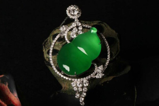 翡翠越戴越浑浊怎么办