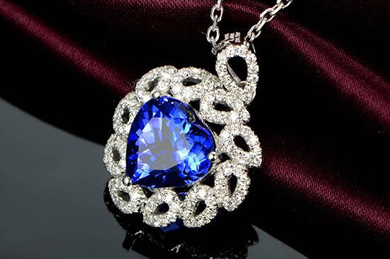 蓝线石的功效与作用