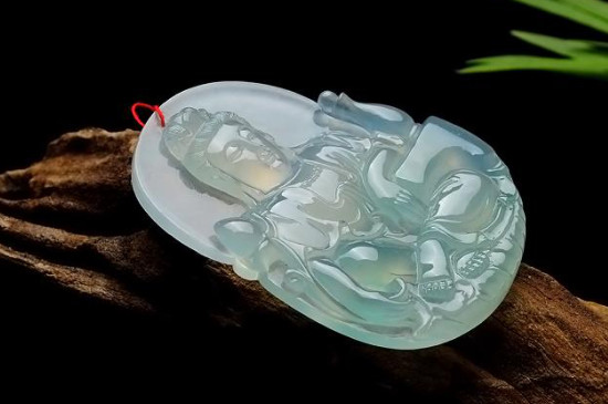 帕敢玉是翡翠吗