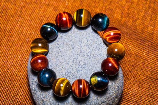 虎眼石什么人不能带