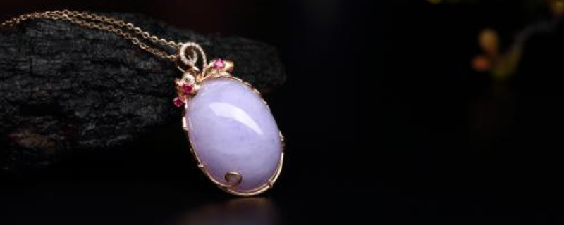 翡翠里的棉线是怎么形成的