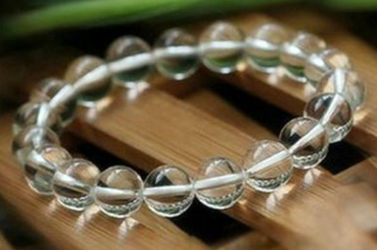 白色水晶手链的寓意是什么