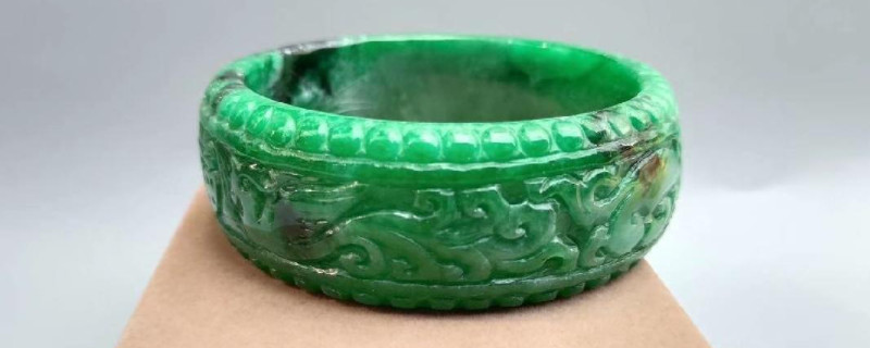 干青和翡翠的区别