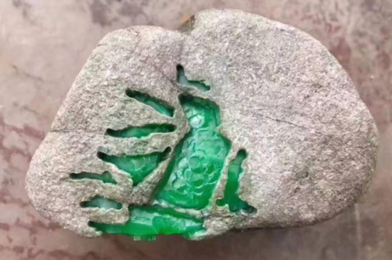 后江翡翠原石特点