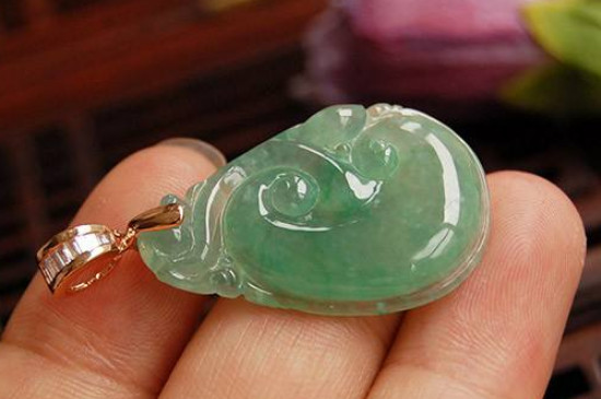 翡翠如意挂件怎样编绳