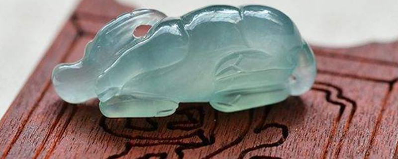 冰晴底是什么级别翡翠