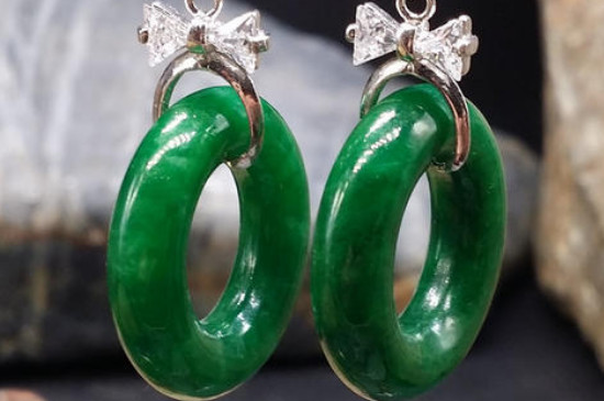 干青翡翠与翡翠怎么区分