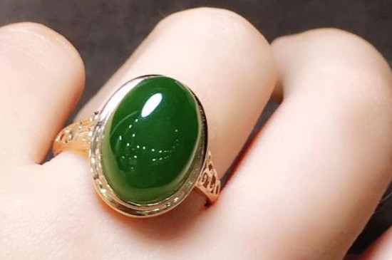 玉和翡翠的区别在哪里