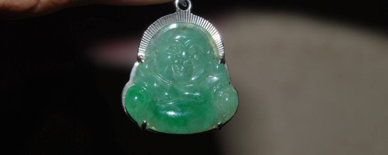 去哪里鉴定翡翠