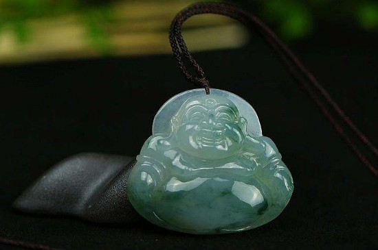 去哪里鉴定翡翠