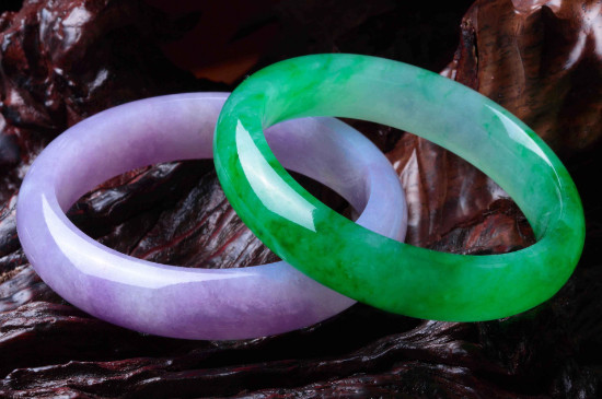 翡翠的鉴别方法