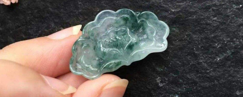 翡翠与玉哪个好