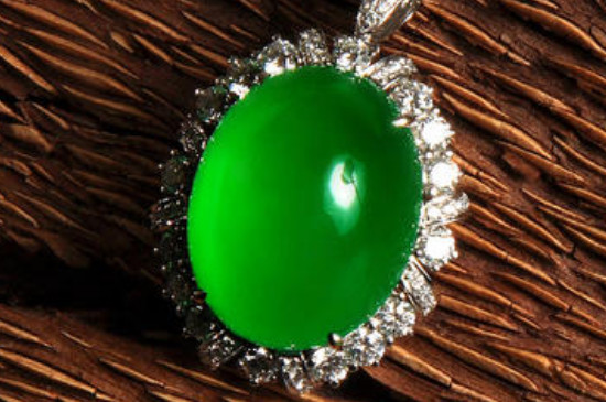 冰种岫玉和翡翠的区别