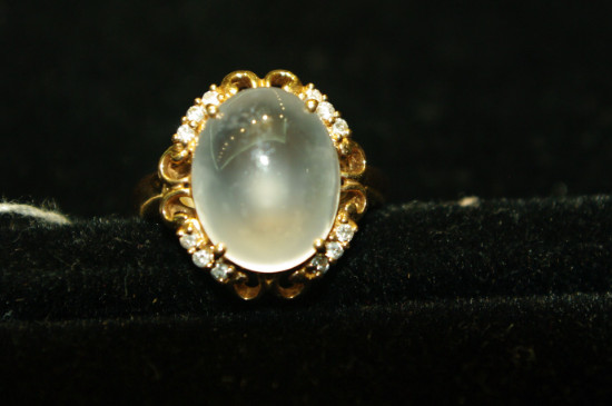 翡翠起刚蓝是什么意思