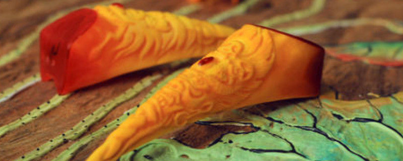 文玩鹤顶红是什么