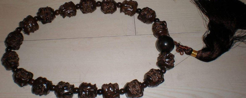 文玩手持一般多少颗