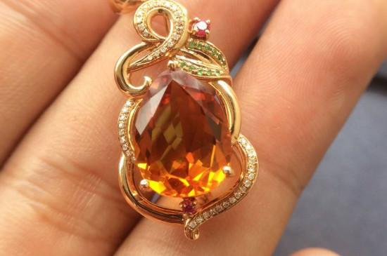 黄水晶可以和翡翠一起戴吗