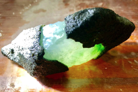 翡翠色料和种水料怎么区分