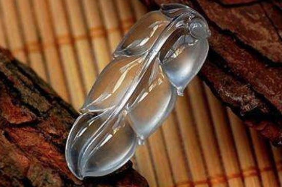 玻璃种翡翠怎么来的