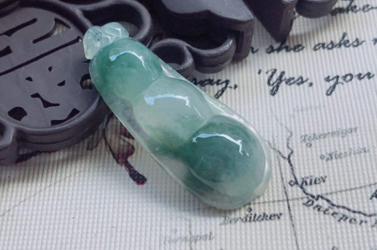 飘花的翡翠属于什么种