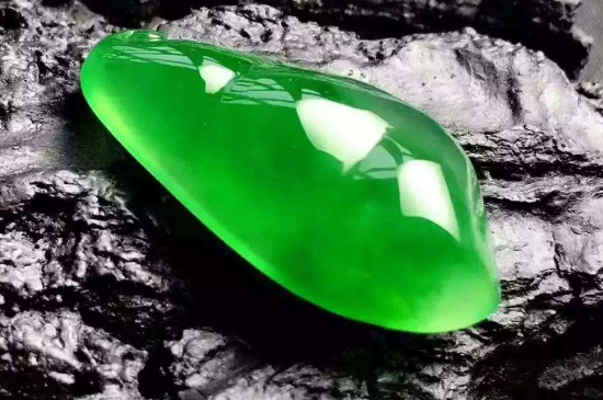 翡翠绿色分类及等级