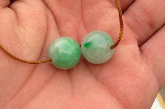 翡翠珠子怎么鉴定真假