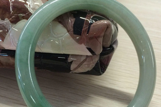 如何辨别翡翠的真假