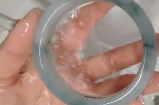 翡翠怎么保养会越来越亮